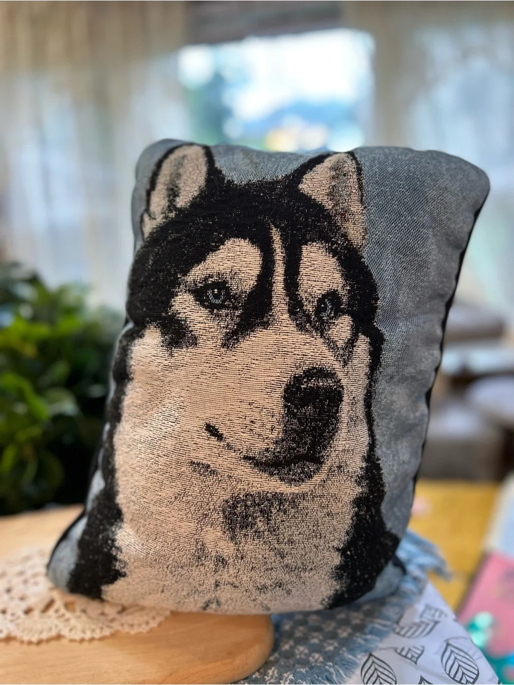 Vintage Blue-Eyed Husky Dog Tapestry Accent Pillow Cushion